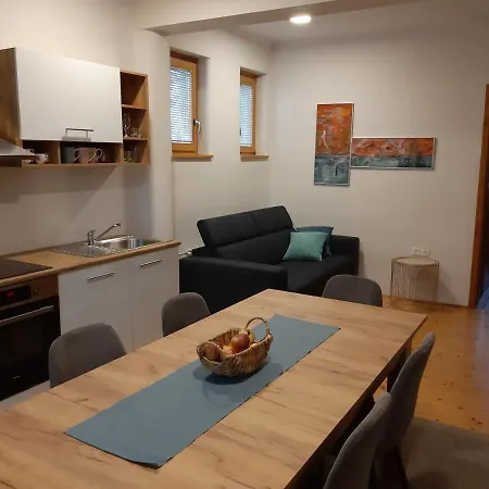 Triglav House 別荘